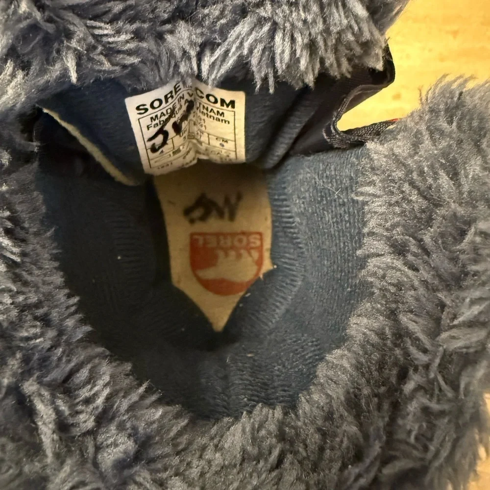 Sorel Blue, Black and Red Toddler Winter Snow Boots Size 4